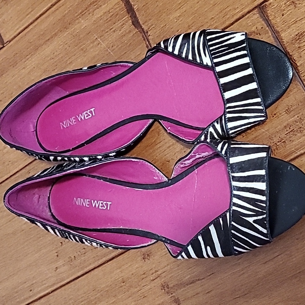 Nine West zebra sandals size 9
